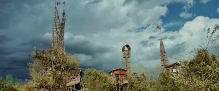 EL POBLADO DE CABAÑAS D’EN GARRELL EN ARGELAGUER (GIRONA)  #ARQUITECTURADEMADERA